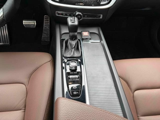 Volvo S60 2021 T4 Zhiyi Deluxe Edition interior photo 11 Volvo S60 2021 T4 Zhiyi Deluxe Edition interior photo 11