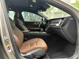 Volvo S60 2021 T4 Zhiyi Deluxe Edition interior photo 13 Volvo S60 2021 T4 Zhiyi Deluxe Edition interior photo 13