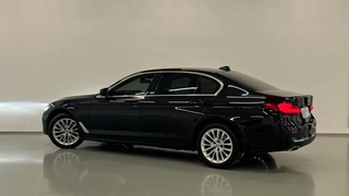 BMW 5 Series 2022 525Li Traje de lujo exterior foto 7