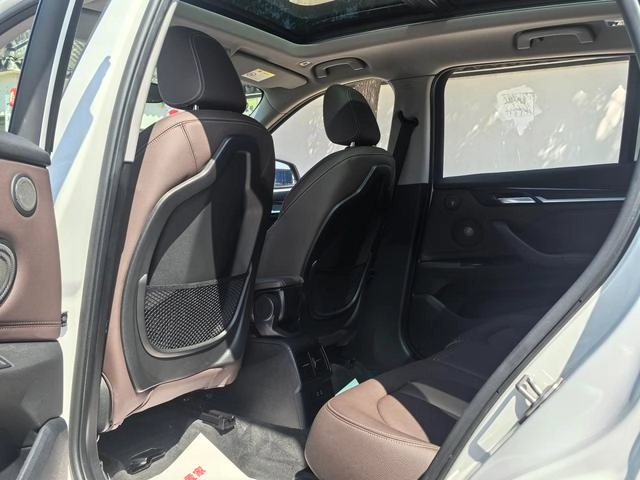 BMW X1 2022 Mise à jour xDrive25Li Type de luxe intérieur photo 7