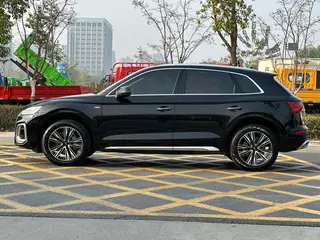 Audi Q5L 2022 40T Deluxe Dynamic exterior photo 10