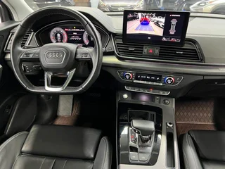Audi Q5L 2022 40T Deluxe Dynamic interior photo 13