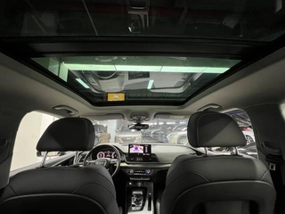 Audi Q5L 2022 40T Deluxe Dynamic interior photo 17