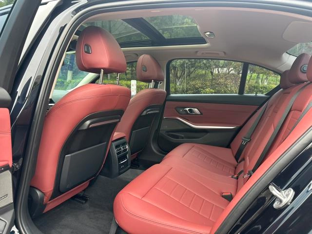 BMW 3 Series 2021 Reforma 325Li M Traje nocturno deportivo Yao interior foto 10 BMW 3 Series 2021 Reforma 325Li M Traje nocturno deportivo Yao interior foto 10