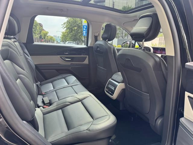 Lincoln Nautilus 2023 2.0T Полный привод Версия Zunyi интерьер фото 7