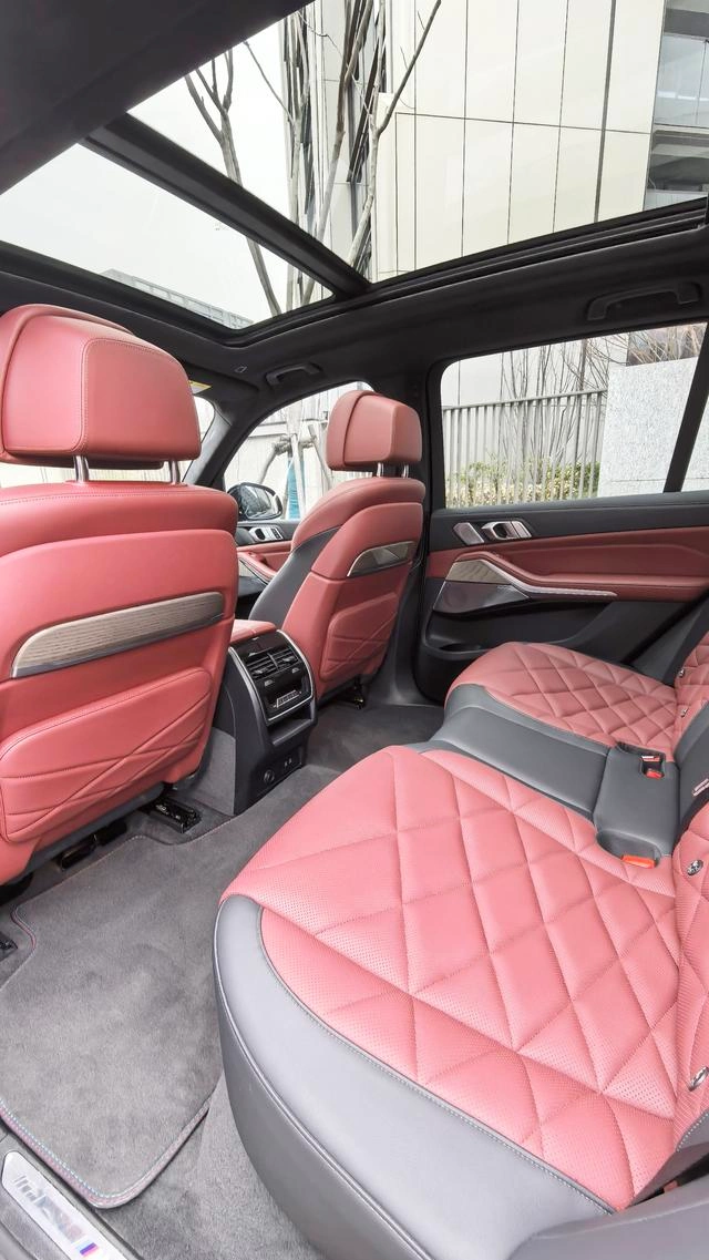 BMW X5 2022 Mise à jour xDrive 40Li Type de luxe M Ensemble de sport intérieur photo 12