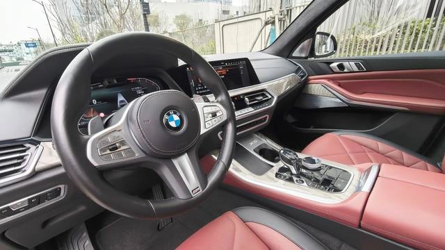 BMW X5 2022 Mise à jour xDrive 40Li Type de luxe M Ensemble de sport intérieur photo 16