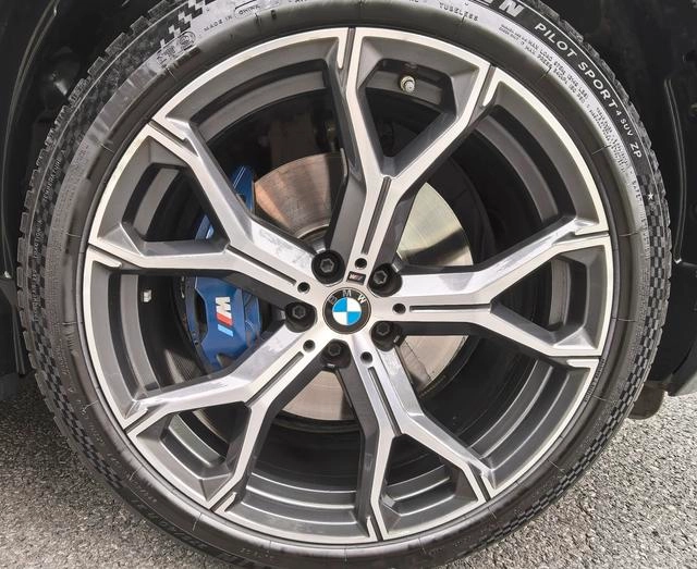 BMW X5 2022 Mise à jour xDrive 40Li Type de luxe M Ensemble de sport intérieur photo 19