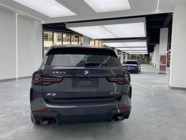 BMW X3 2022 Модификация xDrive30i Премиум-класса M Ночной костюм интерьер фото 16