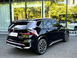 BMW X1 2023 sDrive25Li X Набор дизайна экстерьер фото 3