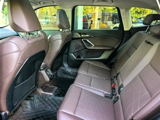 BMW X1 2023 sDrive25Li X Набор дизайна интерьер фото 9