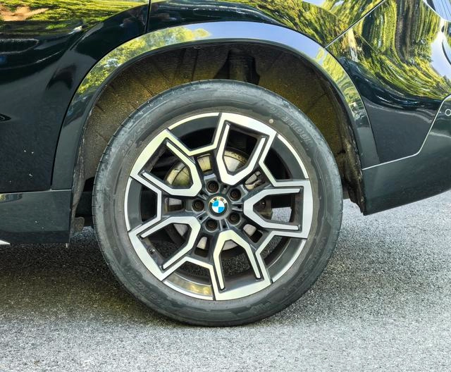 BMW X1 2023 sDrive25Li X Набор дизайна интерьер фото 11