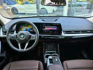 BMW X1 2023 sDrive25Li X Набор дизайна интерьер фото 15