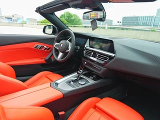 BMW Z4 2023 M40i M Sport Performance Edition interior photo 8