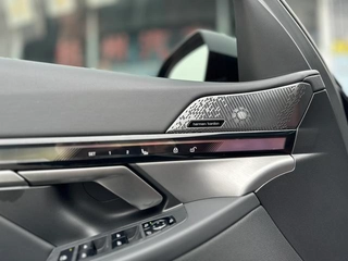 BMW 5 Series 2024 530Li Leading Type M Sports suit exterior photo 10