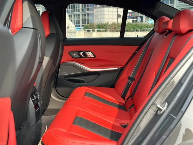 BMW M3 2021 M3 four-door sedan Thunder Edition interior photo 18