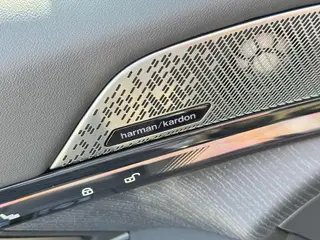 BMW 5 Series 2024 530Li Leading Type Luxury Set interior photo 12