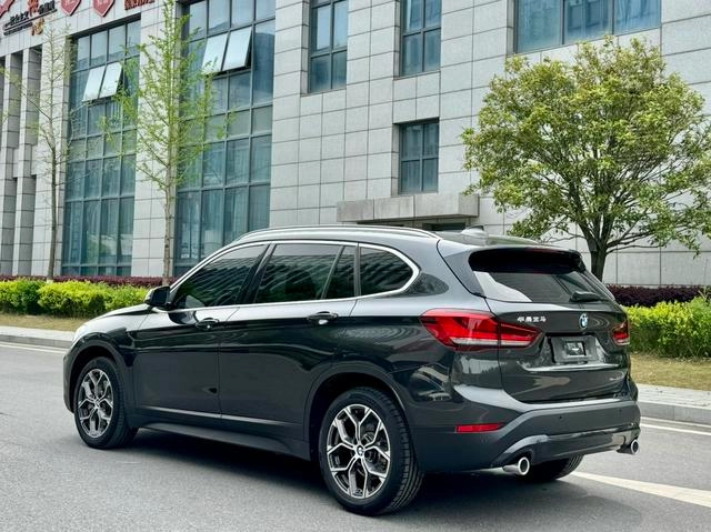 BMW X1 2022 sDrive25Li Leading Type interior photo 11