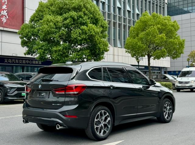 BMW X1 2022 sDrive25Li Leading Type interior photo 13