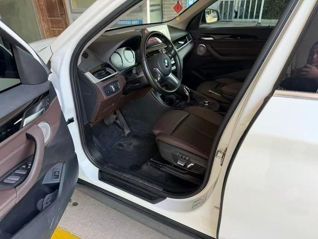 BMW X1 2021 sDrive25Li Líder interior foto 8 BMW X1 2021 sDrive25Li Líder interior foto 8