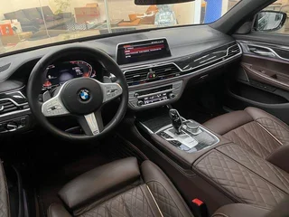 BMW 7 Series 2021 740Li Leading Type M Sports suit interior photo 12