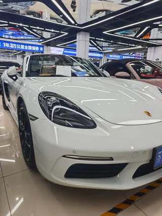 Porsche 718 2023 Boxster Style Edition 2.0T interior photo 8 Porsche 718 2023 Boxster Style Edition 2.0T interior photo 8