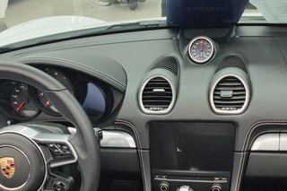 Porsche 718 2023 Boxster Style Edition 2.0T interior photo 9 Porsche 718 2023 Boxster Style Edition 2.0T interior photo 9