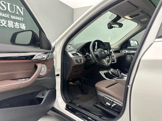 BMW X1 2022 sDrive25Li Лидирующий экстерьер фото 5