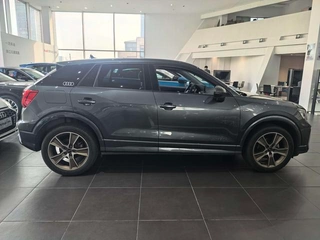 Audi Q2L 2022 35 TFSI Tipo dinámico de moda exterior foto 3