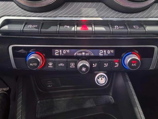 Audi Q2L 2022 35 TFSI Tipo dinámico de moda interior foto 18
