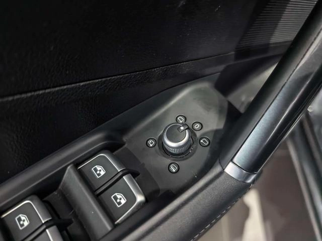 Audi Q2L 2022 35 TFSI Tipo dinámico de moda interior foto 19