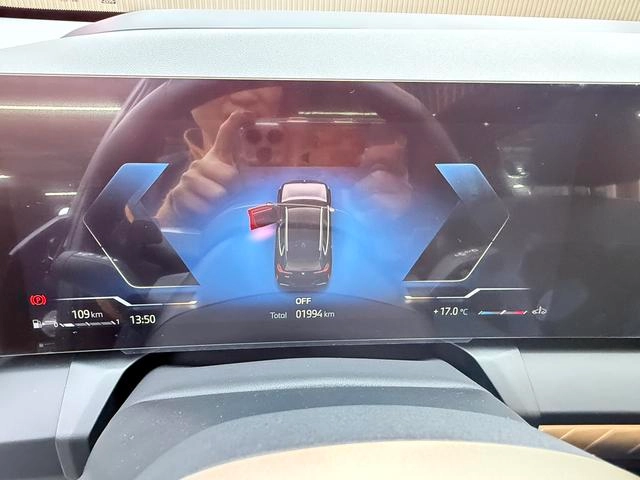 BMW X3 2025 xDrive30L Premium Class M Sports Night Suit interior photo 14