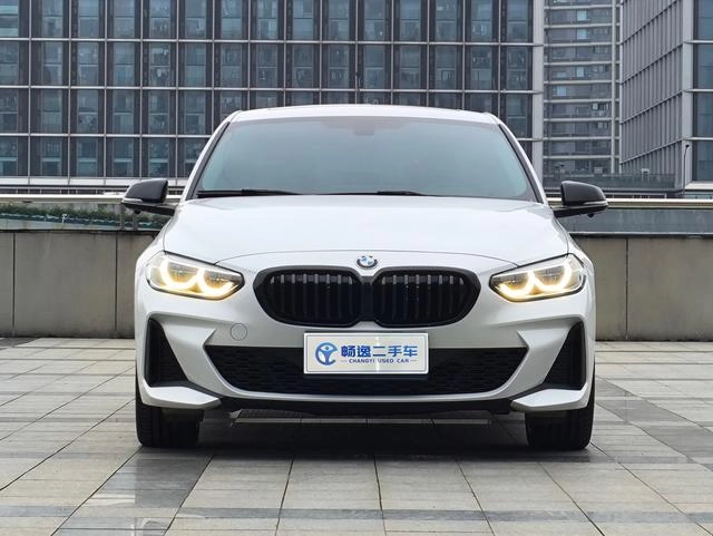 BMW 1 Series 2021 125i M Sports Obsidian Night Edition exterior photo 2