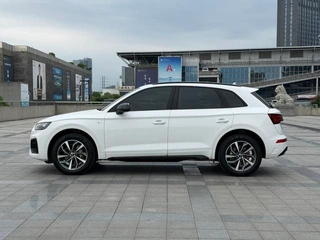 Audi Q5L 2023 40T Deluxe Dynamic exterior photo 7