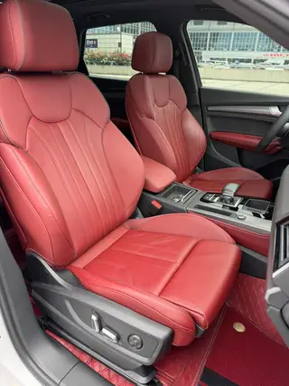 Audi Q5L 2023 40T Deluxe Dynamic interior photo 12