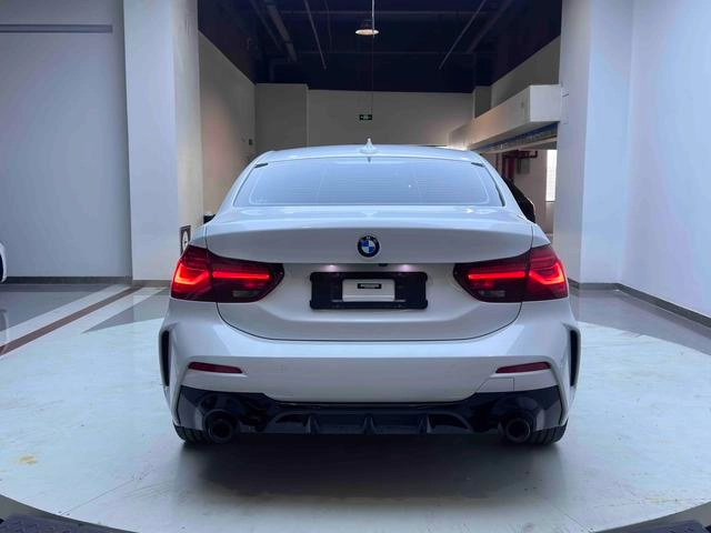 BMW 1 Series 2023 120i M Sports Obsidian Night Edition exterior photo 7