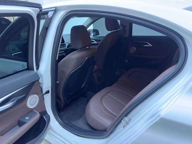 BMW 1 Series 2023 120i M Sports Obsidian Night Edition interior photo 11
