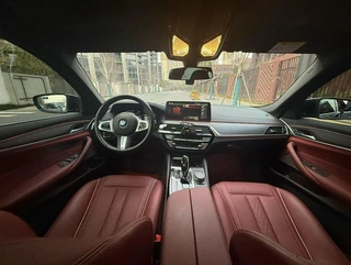 BMW 5 Series 2021 Модификация 530Li Лидирующий M Спортивный костюм экстерьер фото 5