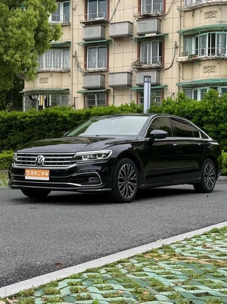 Volkswagen Phideon 2021 380TSI Роскошная версия