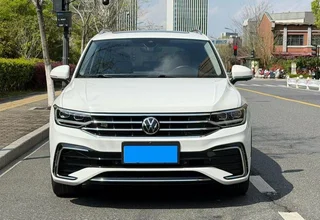 Volkswagen Tiguan L 2022 330TSI Transmission automatique à deux roues motrices R-Line Version de plus en plus extérieur photo 2