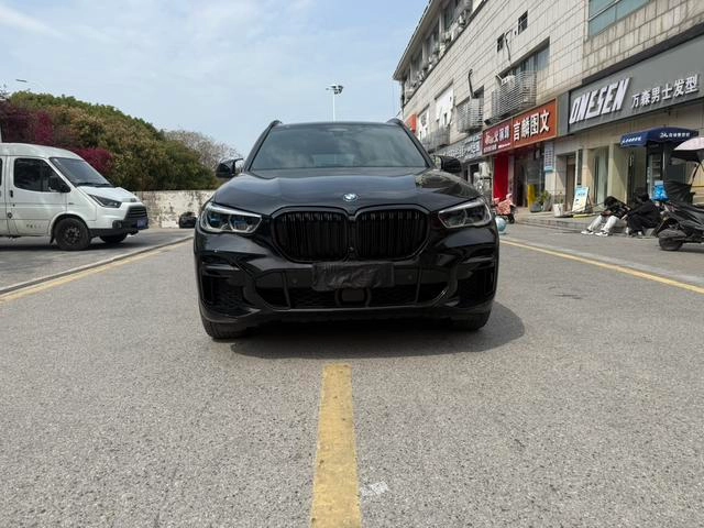 BMW X5 2022 xDrive 40Li Премиум-класса M Спортивный костюм экстерьер фото 4