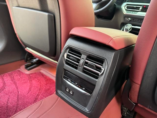 BMW 3 Series 2022 325Li M Sports suit interior photo 10