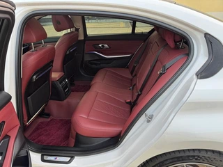 BMW 3 Series 2022 325Li M Sports suit interior photo 11