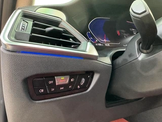 BMW 3 Series 2022 325Li M Sports suit interior photo 13