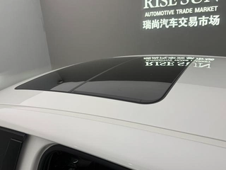 BMW X2 2023 sDrive25i M Off-road suit interior photo 9