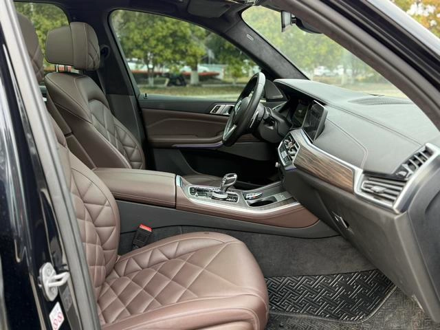 BMW X5 2022 Restyling xDrive 40Li Premium Class M Sports suit interior photo 11