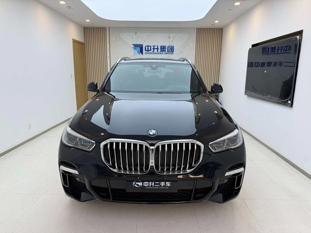 BMW X5 2022 xDrive 40Li M Ensemble de sport extérieur photo 2