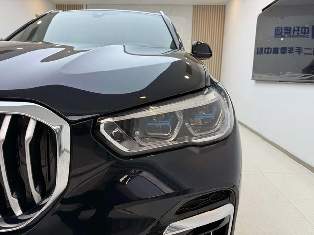 BMW X5 2022 xDrive 40Li M Ensemble de sport extérieur photo 7