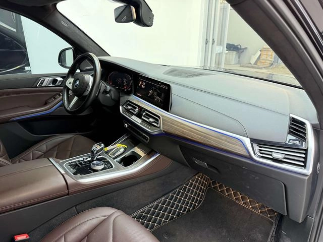 BMW X5 2022 xDrive 40Li M Ensemble de sport extérieur photo 10