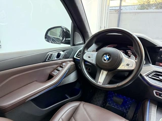 BMW X5 2022 xDrive 40Li M Ensemble de sport intérieur photo 20
